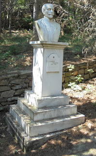 η προτομή του Αλέξανδρου Υψηλάντη στο Μουσείο Μακεδονικού Αγώνα του Μπούρινου