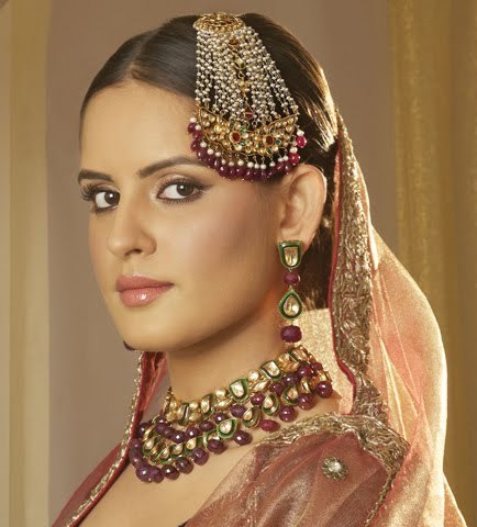 Welcome to Fashion Forum: Indian Bridal Jhumar