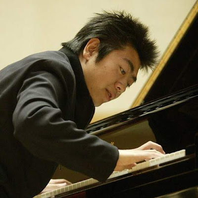 Lang Lang Spiky Hairstyle. Lang Lang is a great Chinese pianist.