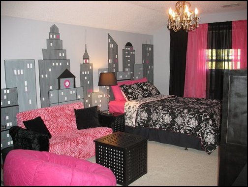 New York Themed Bedroom