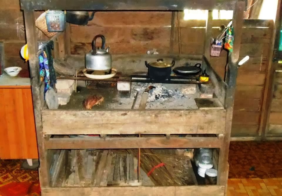  Dapur  Kayu  Arang Desainrumahid com