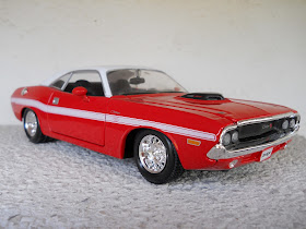 die cast dodge challenger