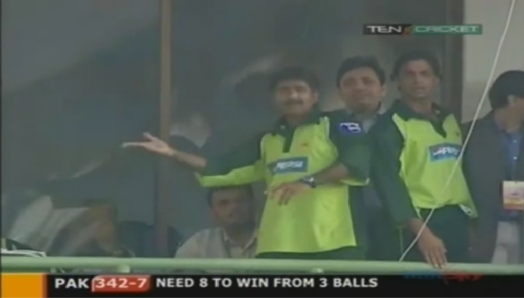 Javed miandad six