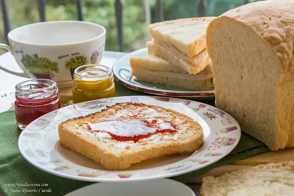 Pan de molde casero con aceite de oliva