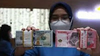 Hari ini, Kurs rupiah merosot 13 poin terhadap dolar AS 