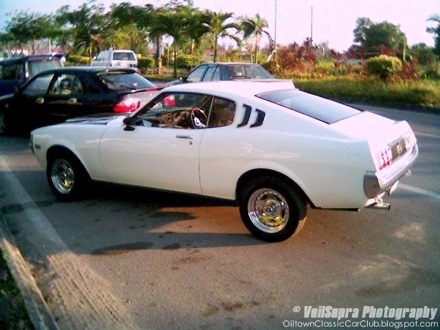 What a nice clean looking Celica TA28 and I believe it was just finished 