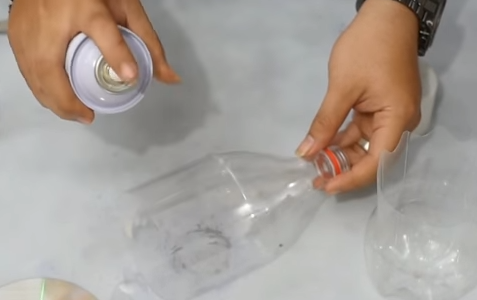 Cara Mudah Membuat Pot Bunga Cantik Dari Botol Plastik ...