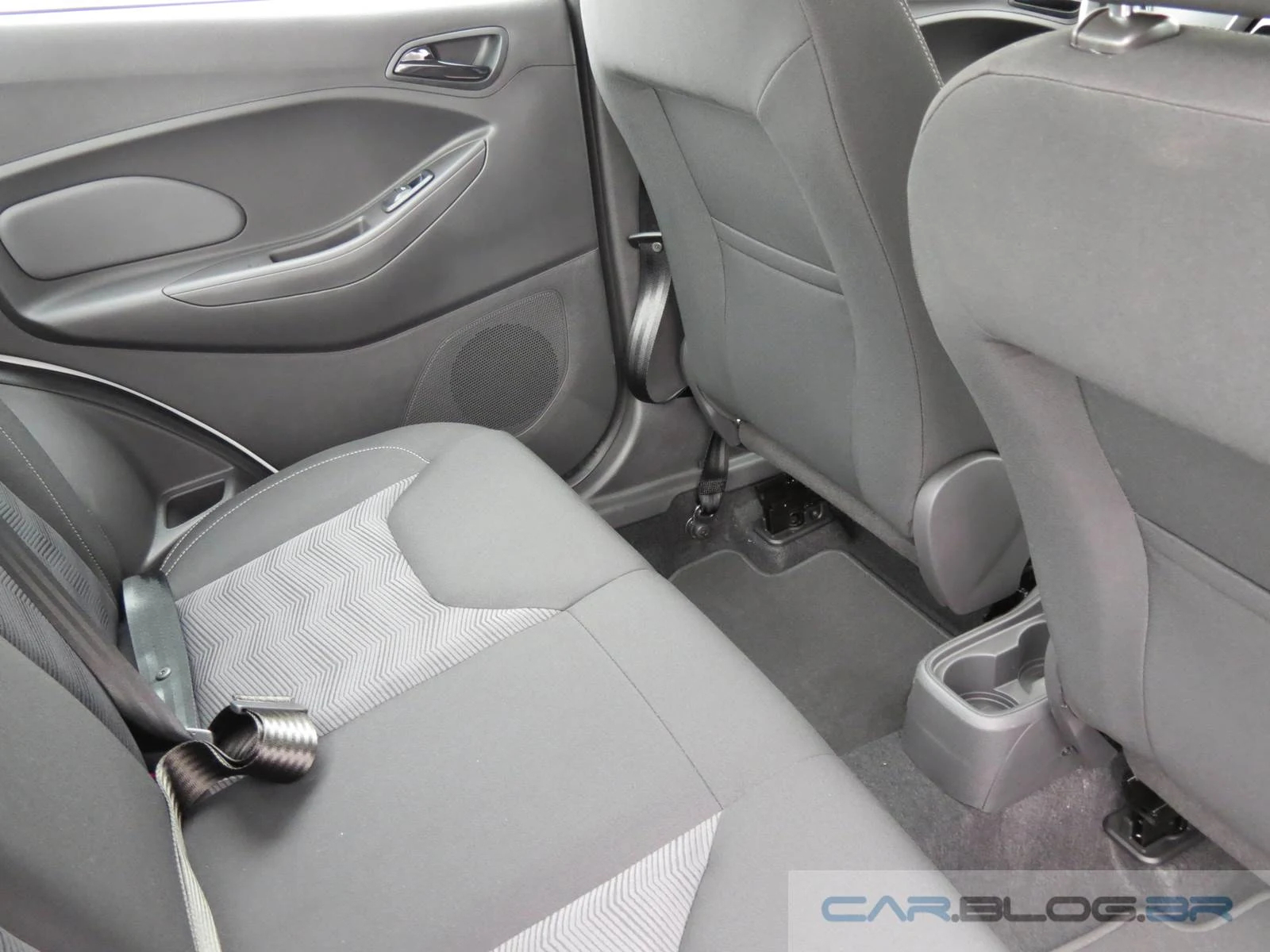 Novo Ford Ka+ Sedan - interior