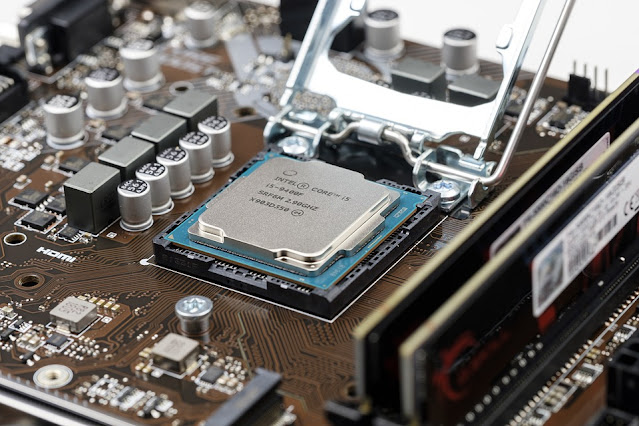 Panduan Lengkap tentang CPU Hardware