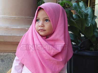 Sulitnya Memfoto Anak Balita, kamera digital, hijab instan, pasmina instan, toko online, foto anak imut, anak cantik, foto bayi cewek, asal jepret