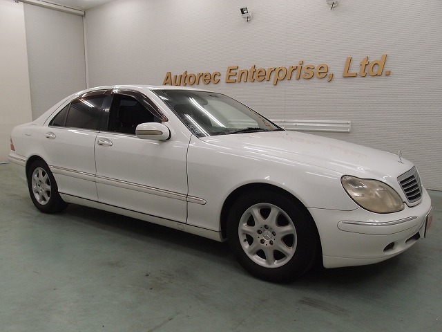 19904NNN7 1999 Mercedes Benz S320 