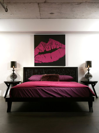 Hot Pink And Black Bedroom Ideas