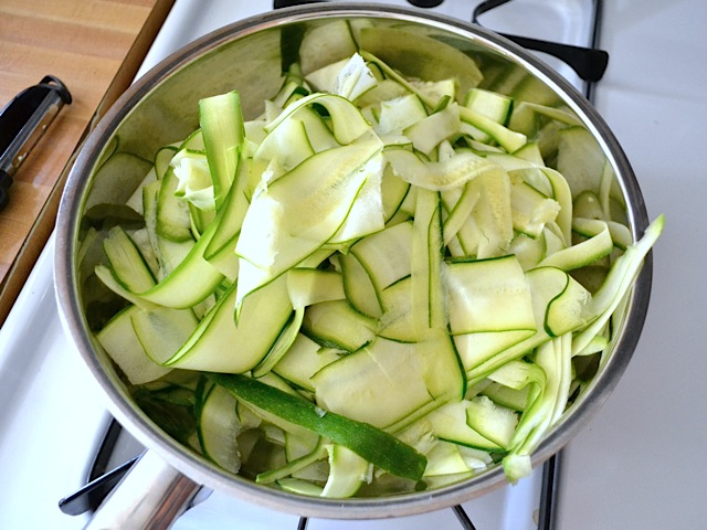 raw zucchini ribbons