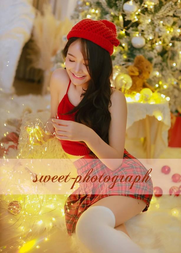 18++ Kumpulan Foto wanita cantik edisi Natal