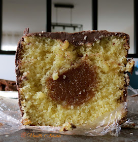 CAKE AU CARAMEL ET À L'AMANDE DE YANN COUVREUR