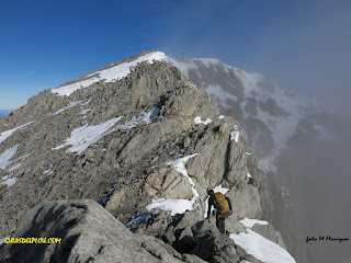 Guias de picos de Europa , Fernando Calvo Guia de alta montña UIAGM crestas alpinas y escaladas