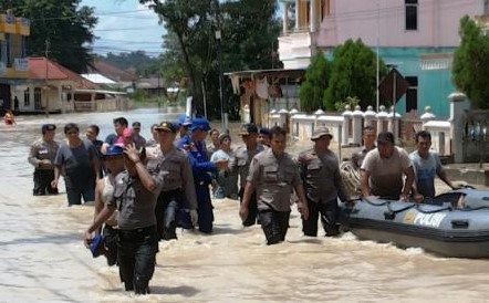 berita-banjir-pangkalpinang-bahasa-jawa-maret-2016