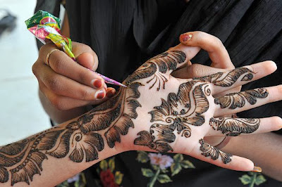 Mehendi Designs for Karva Chauth 2013