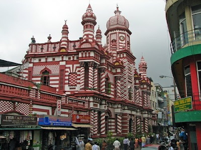 10 Masjid Dengan Design Bangunan Unik Dan Indah [ www.BlogApaAja.com ]