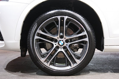 BMW X3 xdrive35i 2011 Live Pics