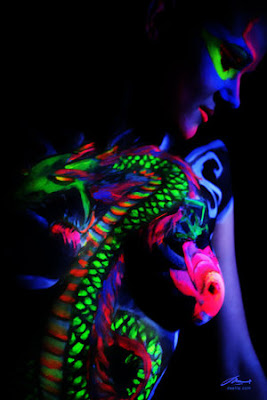 Dragon Body Paint for Sexy Girls