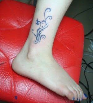 Tribal Tattoo on Women's Ankle