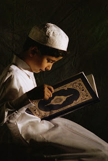 Tips Mengisi Waktu Di Bulan Puasa Ramadhan Agar Bernilai Ibadah Dengan Tadarusan Al-Quran