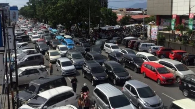 Siap-siap Kendaraan Bermotor Bakal Kena Cukai.