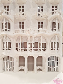 maquete da Casa Batlló na exposição Gaudí