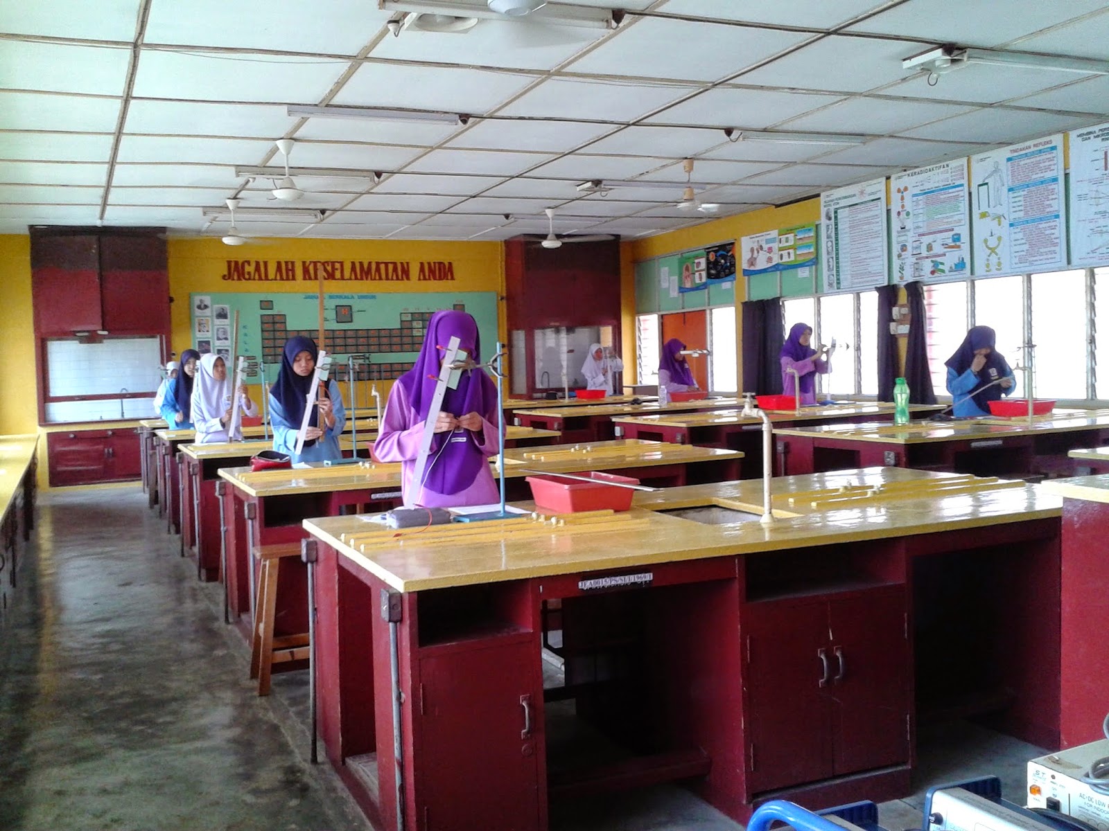 Makmal Sains Sekolah: August 2014