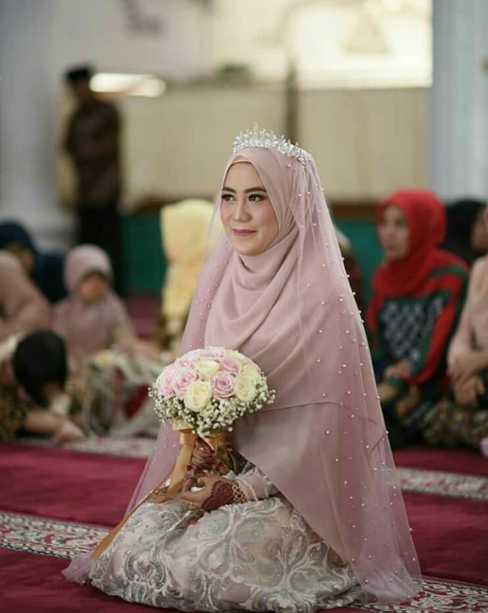 31 Model  Hijab  Pengantin Syar i yang Modern Masa Kini 