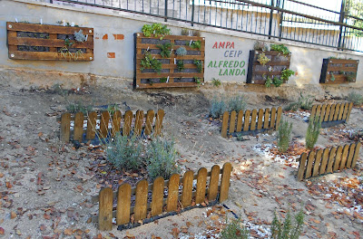 Jardín vertical en el CEIP Alfredo Landa - Coslada