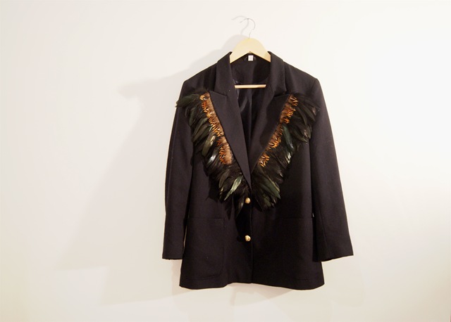 And there you have it- a beautiful, unique, en trend jacket which will get all your friends asking you where you got it! 