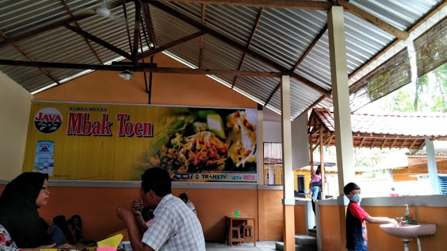 pecel keong Mba Toen Salatiga