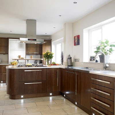 Kitchen Design Simple Small on Walnut Kitchen Design Home Interior Is A Practical Family Kitchen Fits