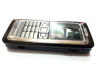 Hape Rusak Nokia E90 Communicator Untuk Koleksi Pajangan Kanibalan
