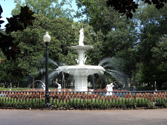Forsyth Park fountain