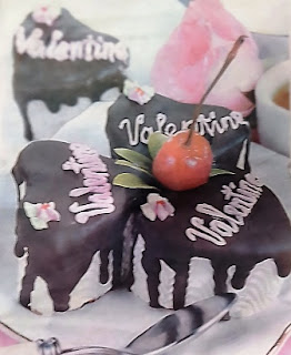 Cara untuk membuat cake mini tarat valentine yang mudah