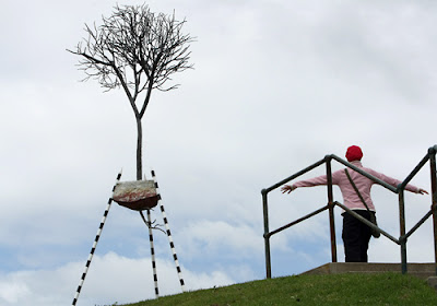 High tree Sculpture