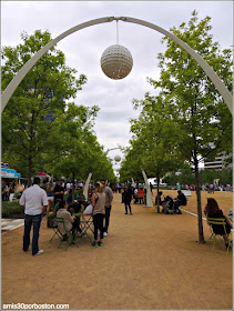 Lugares Turísticos y Atracciones en Dallas: Klyde Warren Park