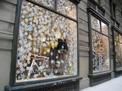 decoration-with-snowflakes