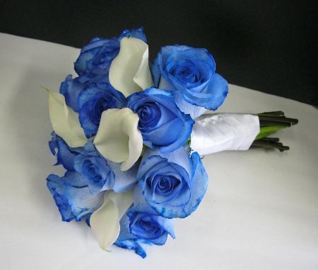 Blue Rose and White Callas