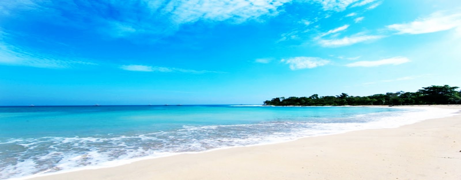 Gambar Pantai Awan Putih Langit Biru Laut Ps Gambar Latar 