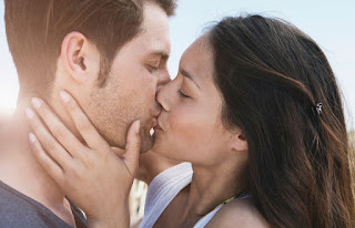 Kissing Image
