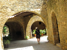 Pueblo medieval de Monells