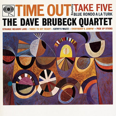 Capa do álbum “Time Out” (1958) do conjunto “The Dave Brubeck Quartet”, idealizada por Neil Fujita (1921-2010).