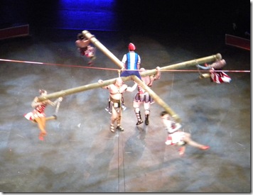 Circus 054