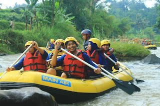 arung jeram, paket arung jeram, paket arung jeram bogor, paket arung jeram di bogor, arung jeram bogor, arung jeram di bogor