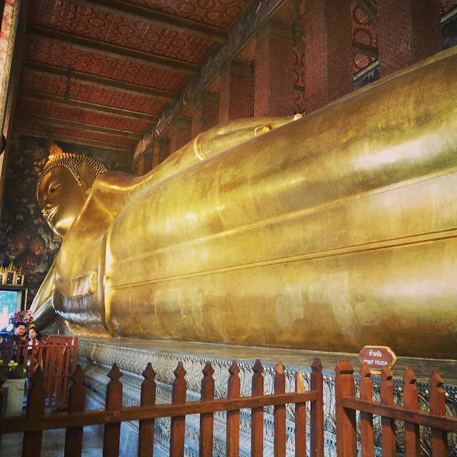 foto patung budha tidur thailand