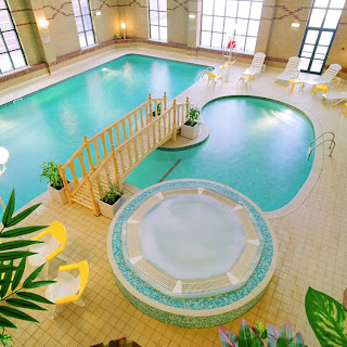 Beutifull Indoor Swimming pool Design